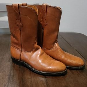 Lucchese roper boots